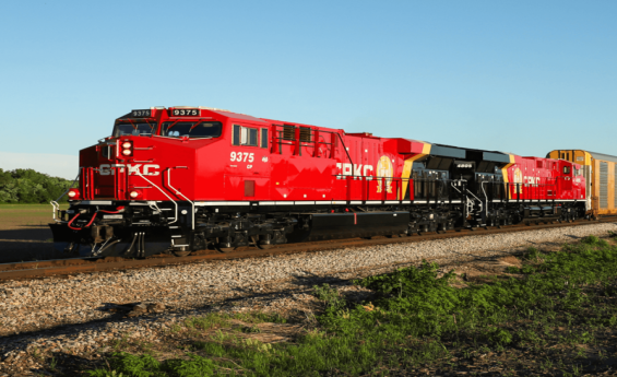 Ferrocarriles movilizan 4.65% menos carga al tercer trimestre de 2025