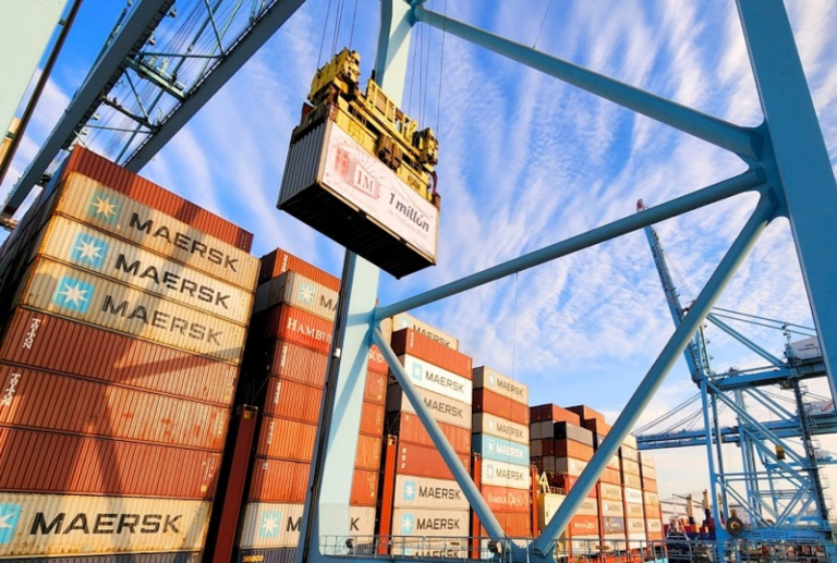 IT-ANÁLISIS: APM Terminals alcanza millón TEUs en Lázaro Cárdenas