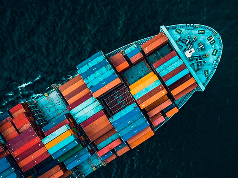 Maersk propone estrategias ante incertidumbre económica en temporada navideña