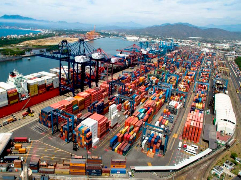 Comercio marítimo desacelera 1.4% al cierre 2022