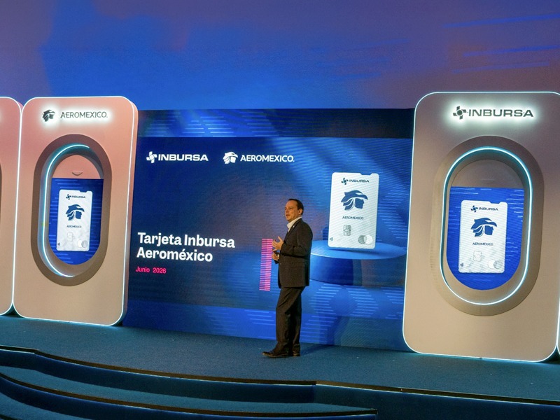 IT-ANÁLISIS: Inbursa y Aeroméxico lanzan portafolio de tarjetas con recompensas para viajes