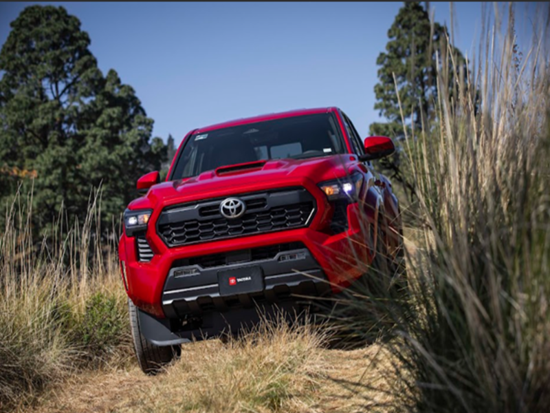 Toyota lanza nueva Tacoma 2024