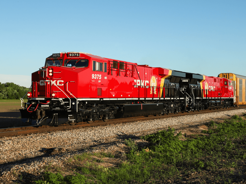 Ferrocarriles movilizan 4.65% menos carga al tercer trimestre de 2025