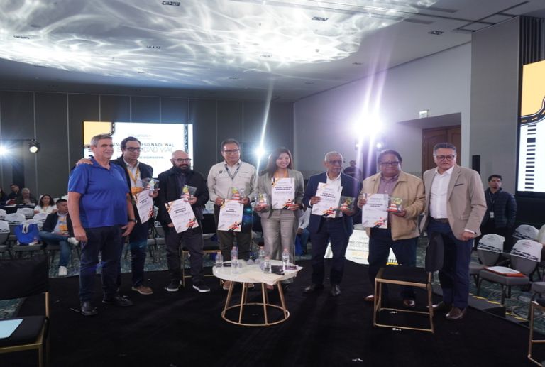 Autotransporte eleva capacitación frente a participación en 30% de hechos viales