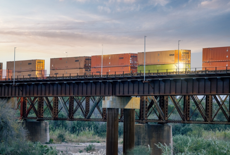 Alza de derechos abre nuevo frente entre México y ferrocarriles de carga