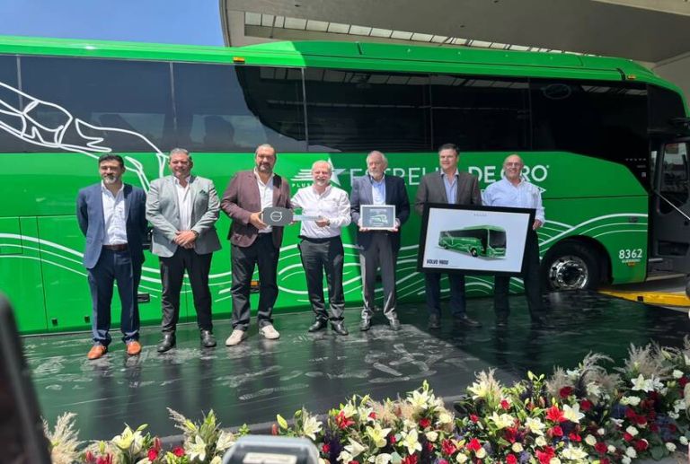 Volvo 9800 llega a Estrella de Oro y Primera Plus