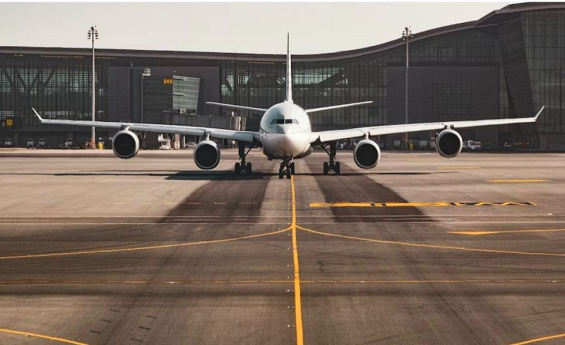 IT- ANÁLISIS: IATA proyecta mejores ganancias de aerolíneas en 2026