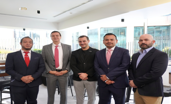 DHL suma 81 JAC Sunray Cargo y sella alianza con GML y Andrade