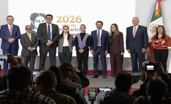 Industria del autotransporte y gobierno presentan programa para incentivar renovación de vehículos pesados