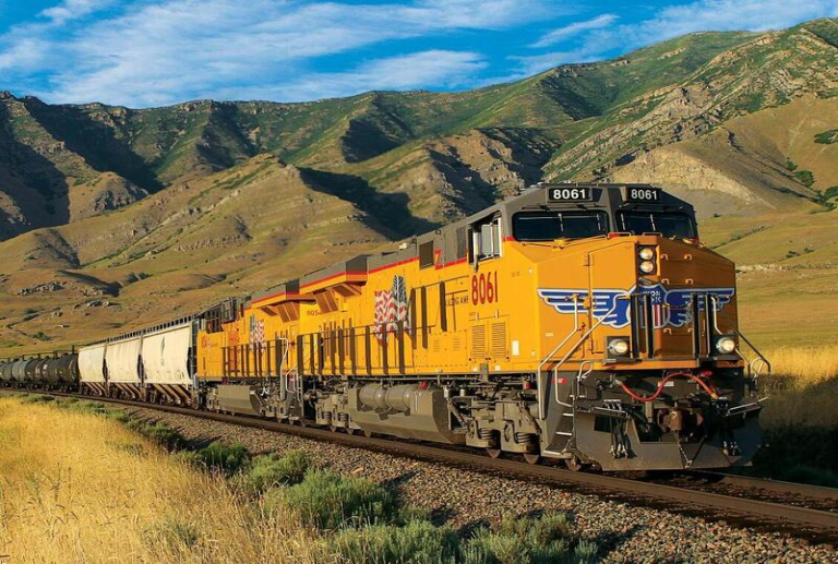 Union Pacific y Norfolk Southern reportaron resultados positivos en 2025 y respaldo a su alianza ferroviaria