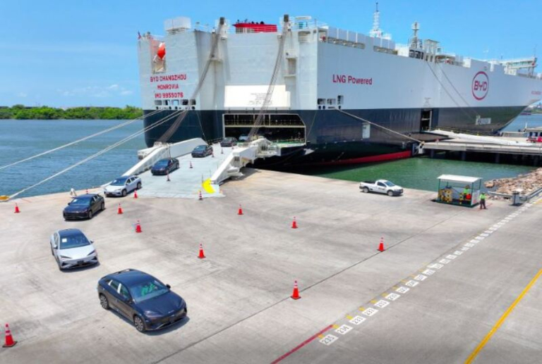 Movimiento de vehículos en puertos crece 16.5% al inicio de 2026