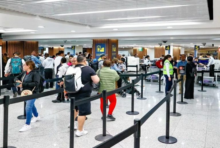 Aeroméxico, Viva y Volaris restringen viajeros de países con brote de ébola previo al Mundial