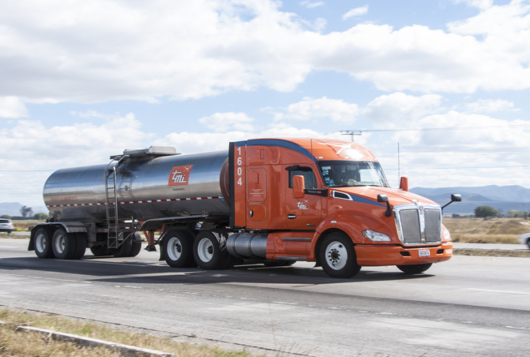 Autotransportistas deberán regularizar instalaciones de autoconsumo