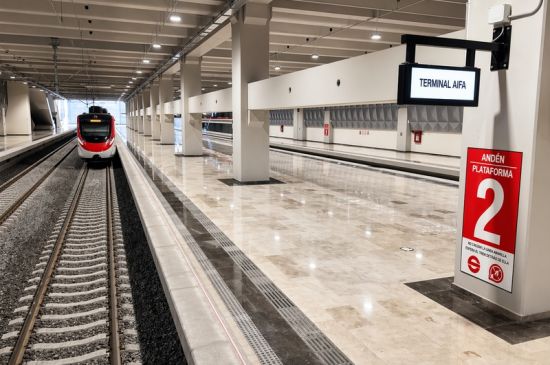 México compra a CAF Tren Suburbano en 5,999 millones