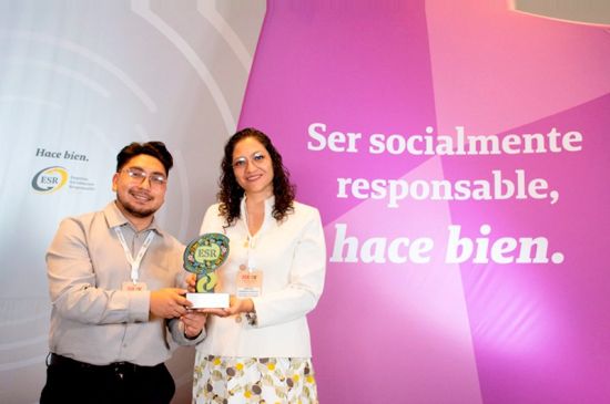 Grupo CICE recibe por décimo tercer año consecutivo el Distintivo ESR