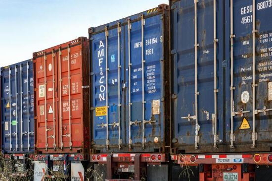 Zurich introduce seguro para contenedores ante riesgo terrestre del 70%