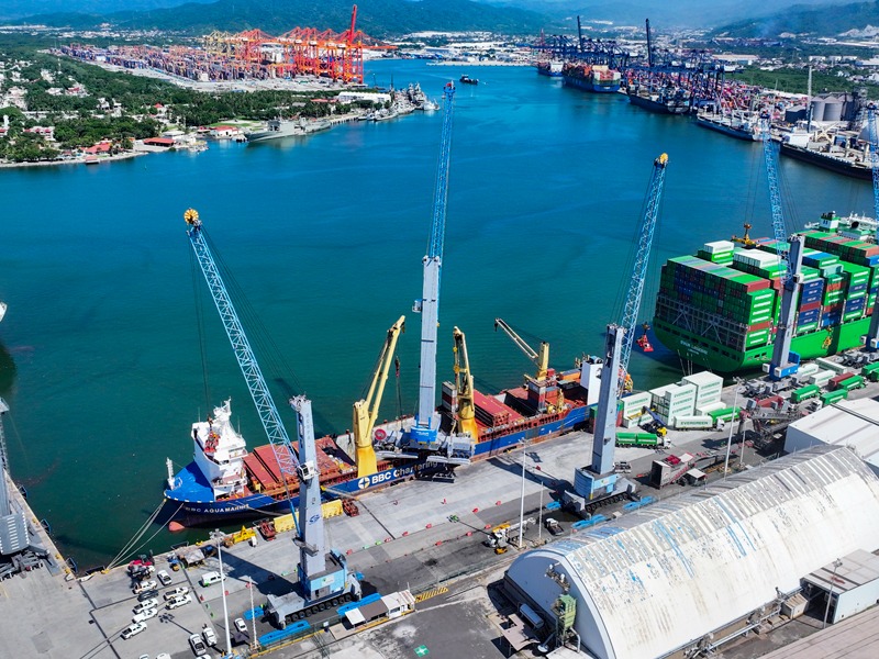 SSA Marine México incorpora grúa Gottwald en Manzanillo