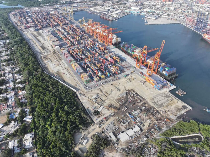 Carga portuaria con desempeño plano del 0.2% en 1T26 y descenso en exportaciones