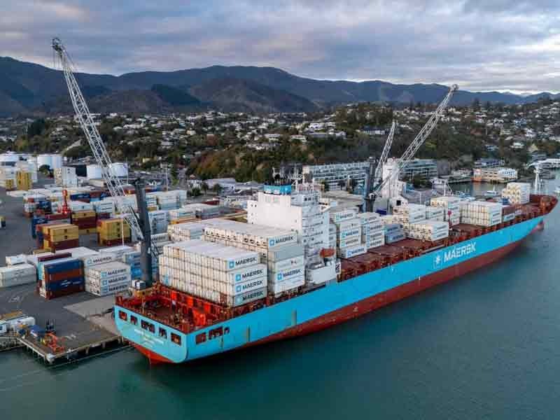 Tarifas marítimas Asia-México suben por recortes de capacidad